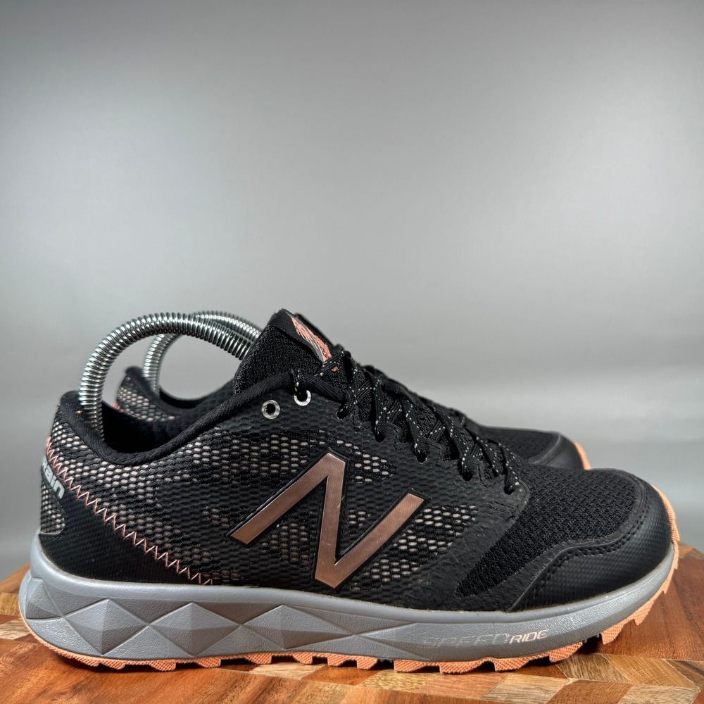New Balance 590v2 All Terrain Womens 8 Black Rose Gold Trail‎ Running WT590RB2
